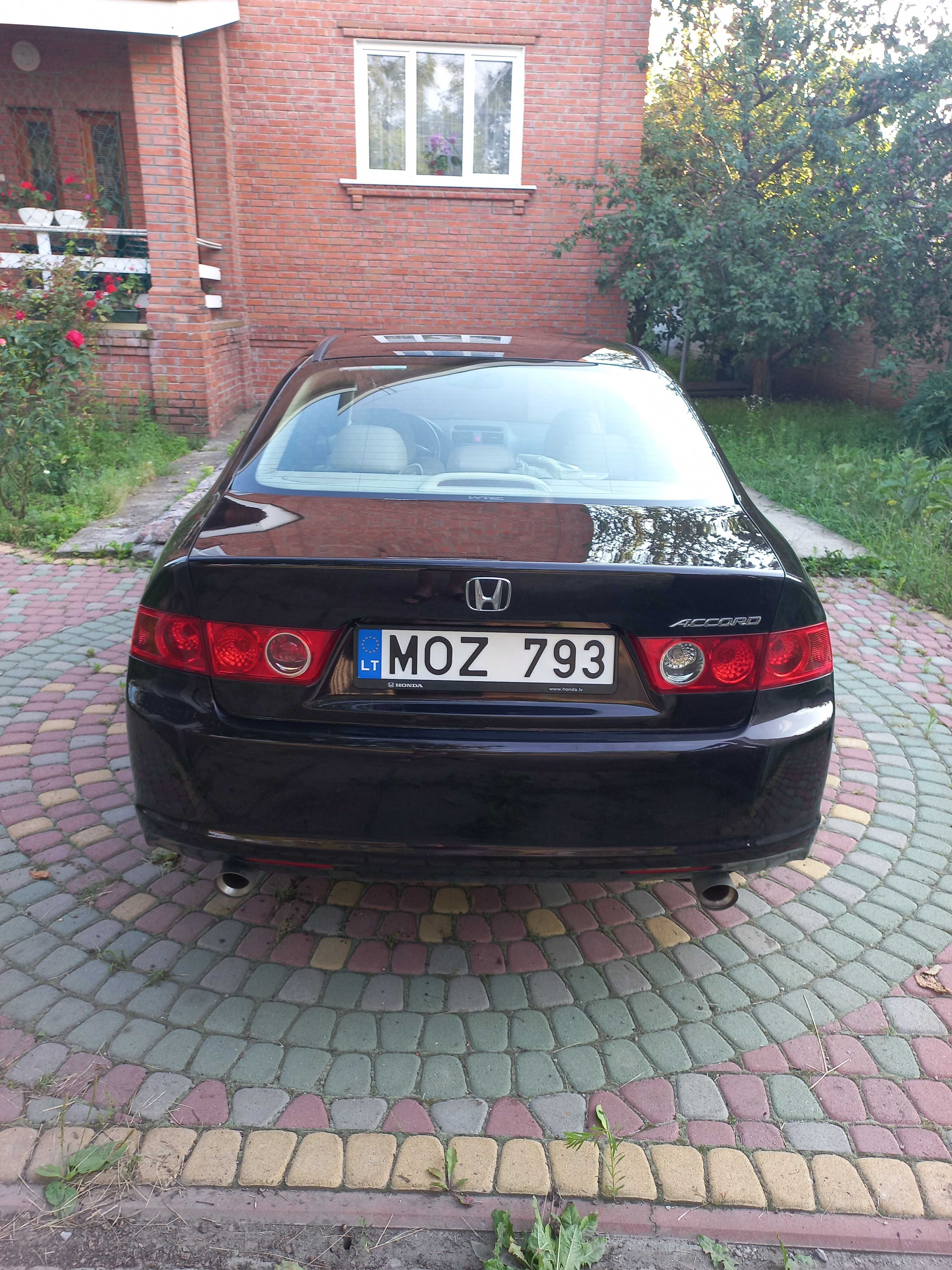 HONDA ACCORD 2,4 бензін