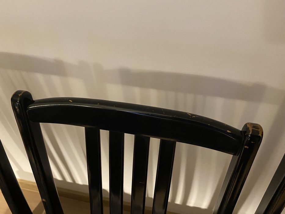 Sprzedam tapicerowane , drewniane krzesła ( 6 sztuk)