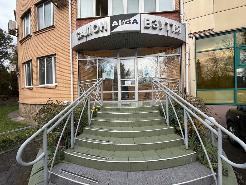 Продаж комерційного приміщення в центральній частині міста