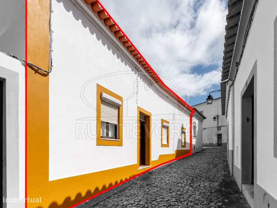 Moradia Unifamiliar T7 com 7 aparelhos de ar-condicionado e com áre...