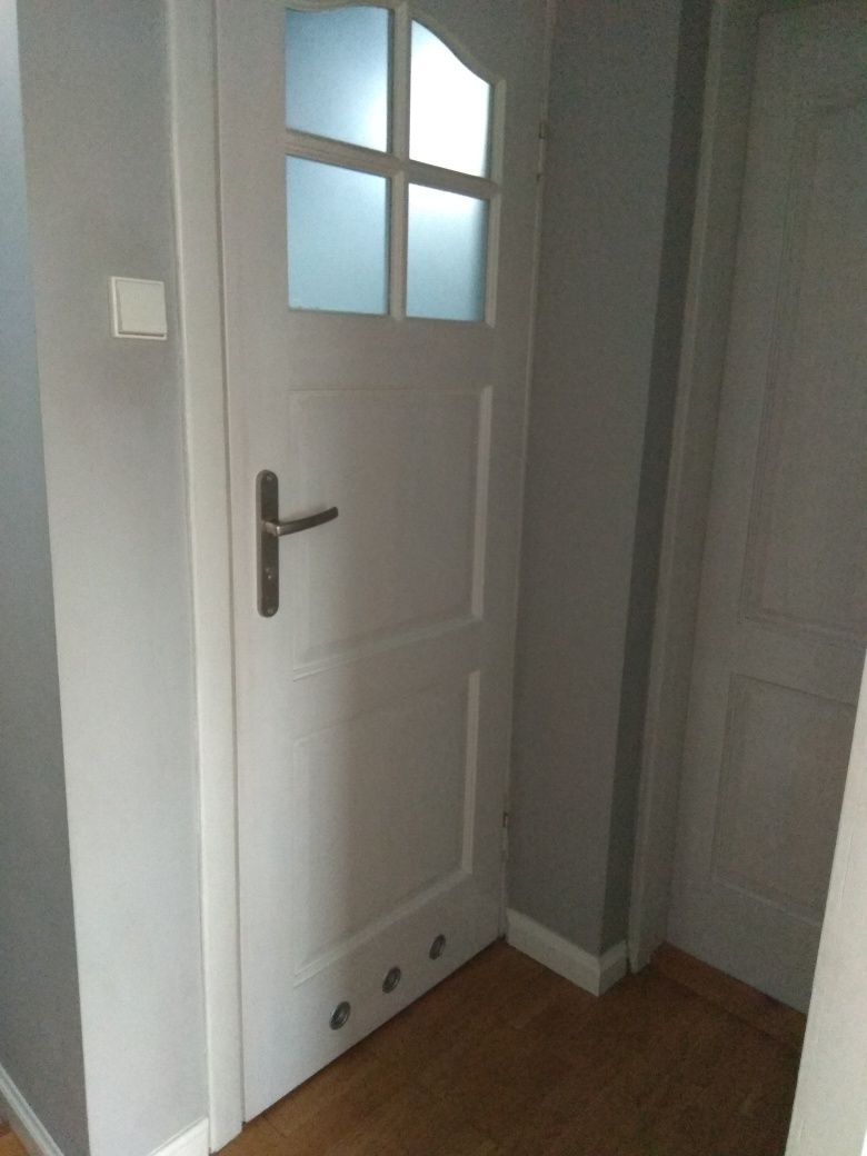Drzwi drewniane biała sosna 70 cm