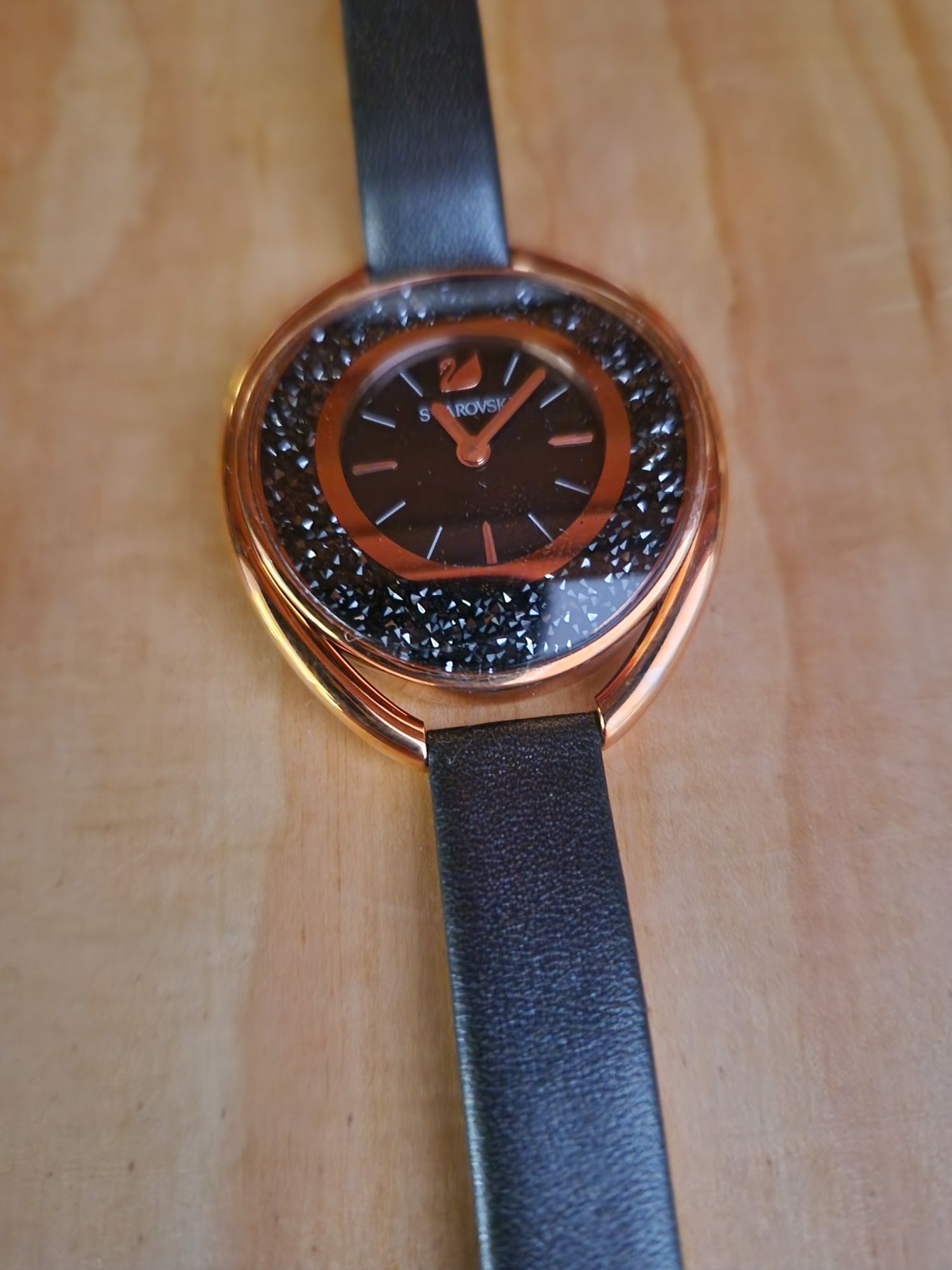 Swarovski zegarek damski crystalline pure