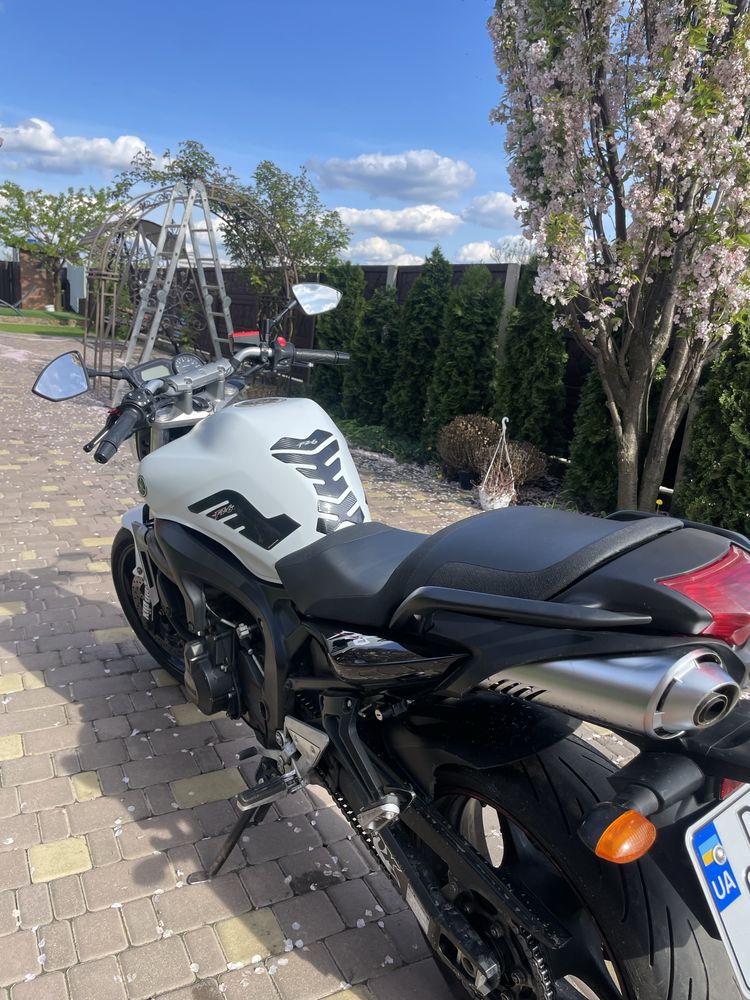 Продам Yamaha fz6n s2