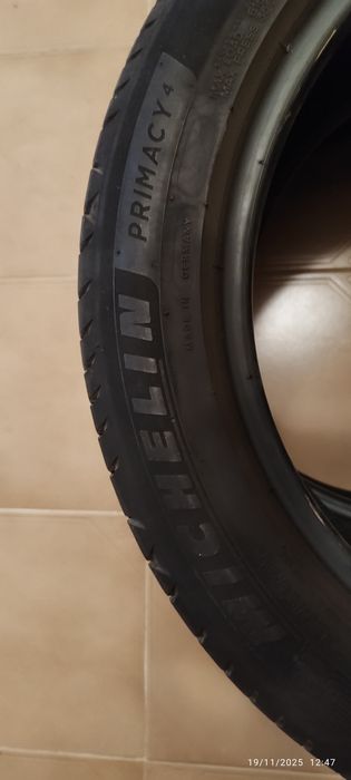 Pneus Michelin 215 / 50 R17