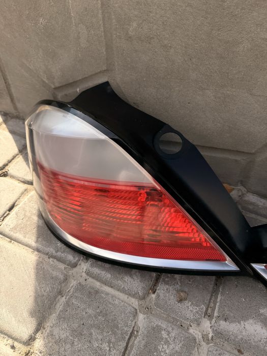 Стоп фанарь ліхтар opel Astra H