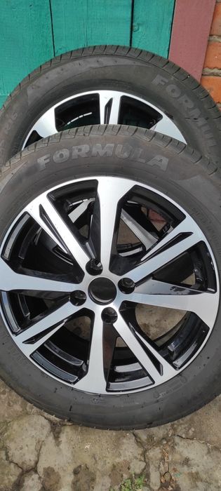 Продам два литі диски R16