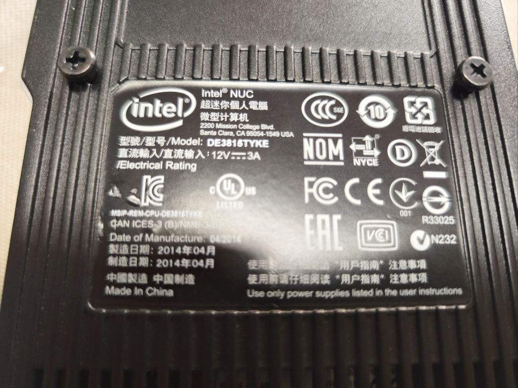 Intel Nuc DE3815TYKE