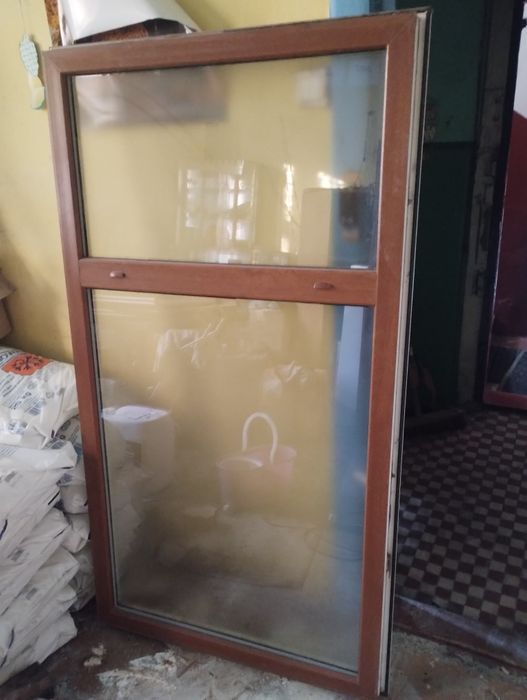 Okno pcv prawe złoty dąb 103 x 182 cm