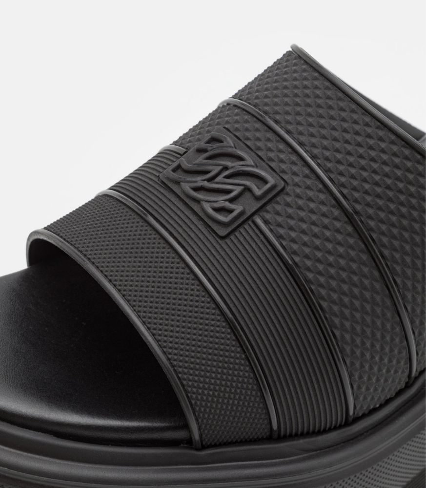 Casadei klapki buty