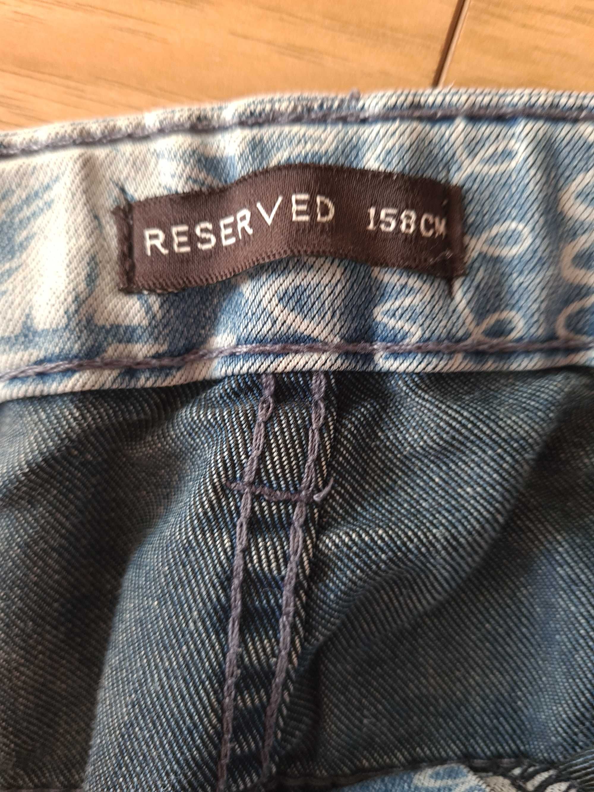 Spodenki Reserved r.158