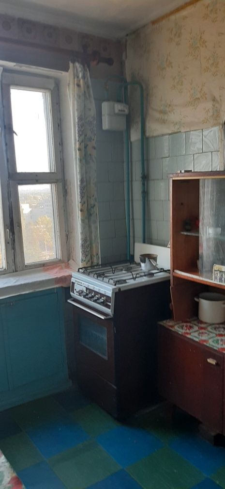 продається 3х кімнатна квартира