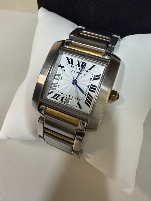 Cartier часы женские. Tank. Кварц.