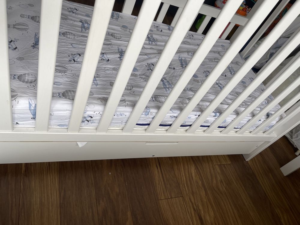 Łóżeczko dziecięce 60x120 z materacem Rucken - nowe