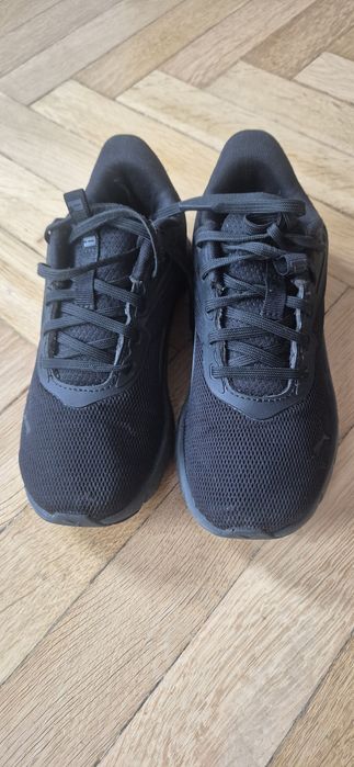 Puma czarne buty w. rozm.37.5
