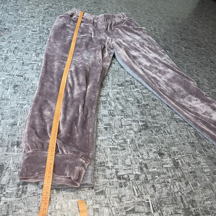 Два теплі жіночі костюми, S