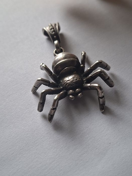 Stary srebrny duży  pająk  zawieszka wisior srebro PRL