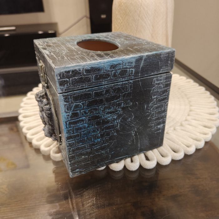 Chustecznik ręcznie robiony