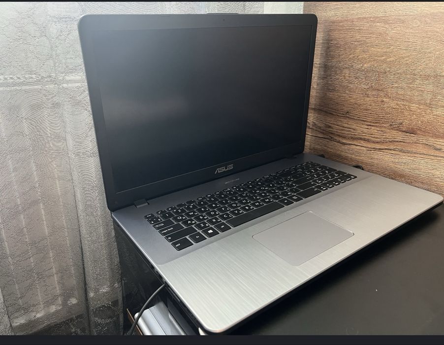 Game ASUS VivoBook 17 X705UB-BC355,ОЗУ-16 гб., і3 -6006