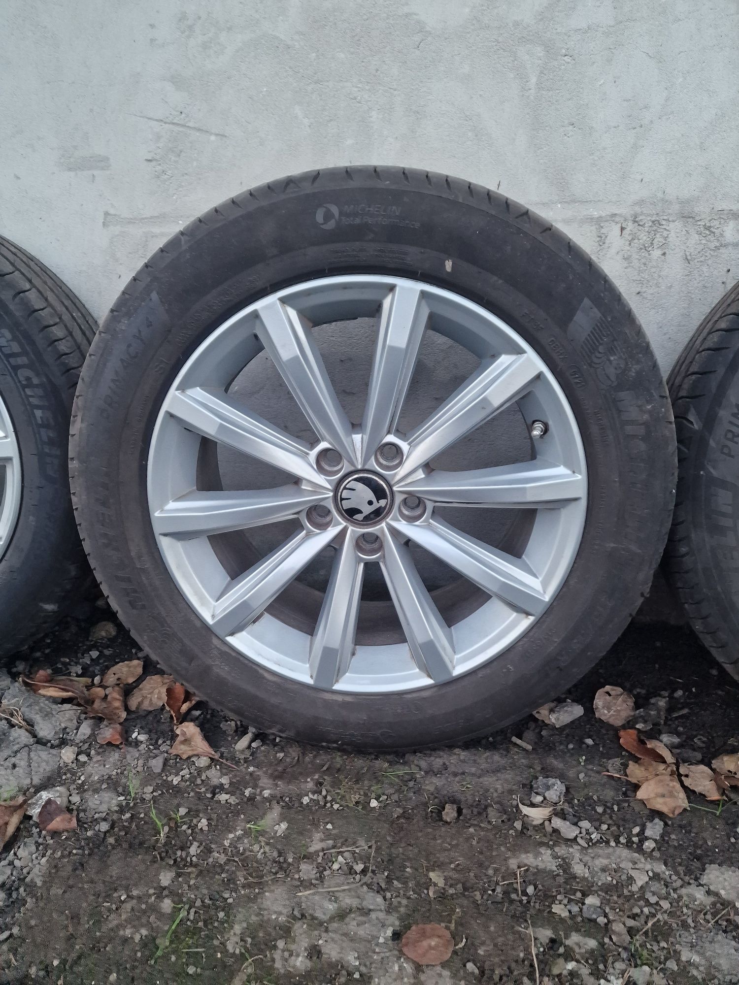 Диски з шинами London R17 Michelin Primacy 4 (літо) 215/55 (07/21)