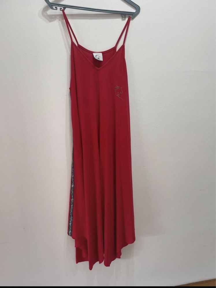 Vestido maxi com alças