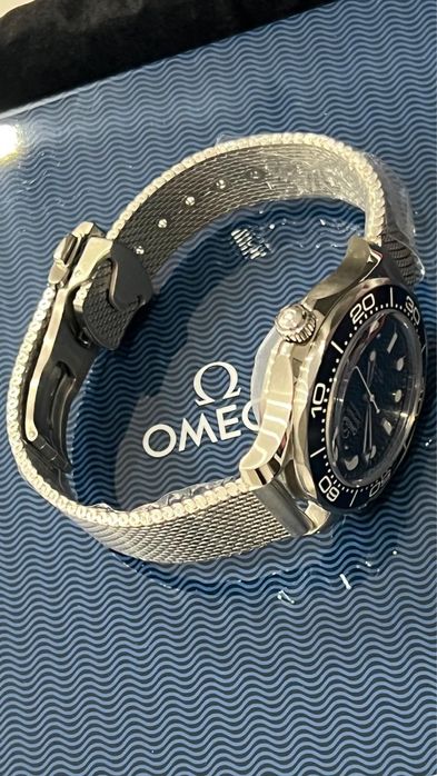 Omega Seamaster Diver 300M James Bond 60th Anniversary Edition
