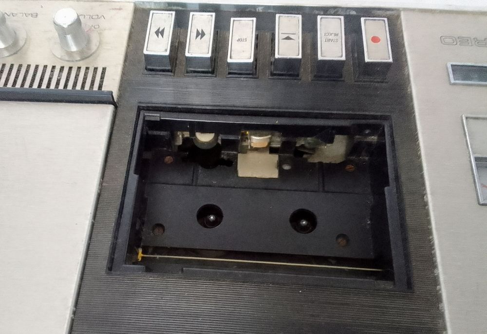 Gravador de cassetes Philips 2401