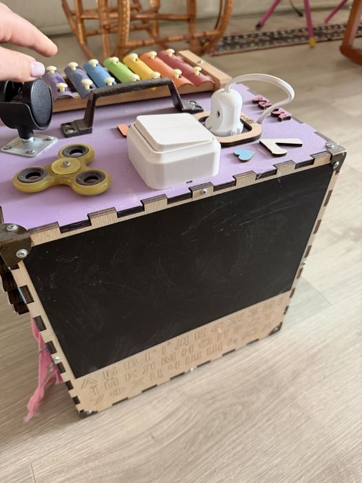 Продам Бізікуб