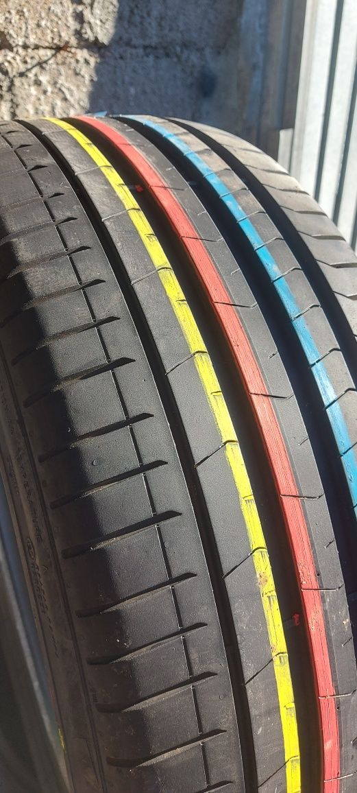 Pneus 255/40R21 pirelli