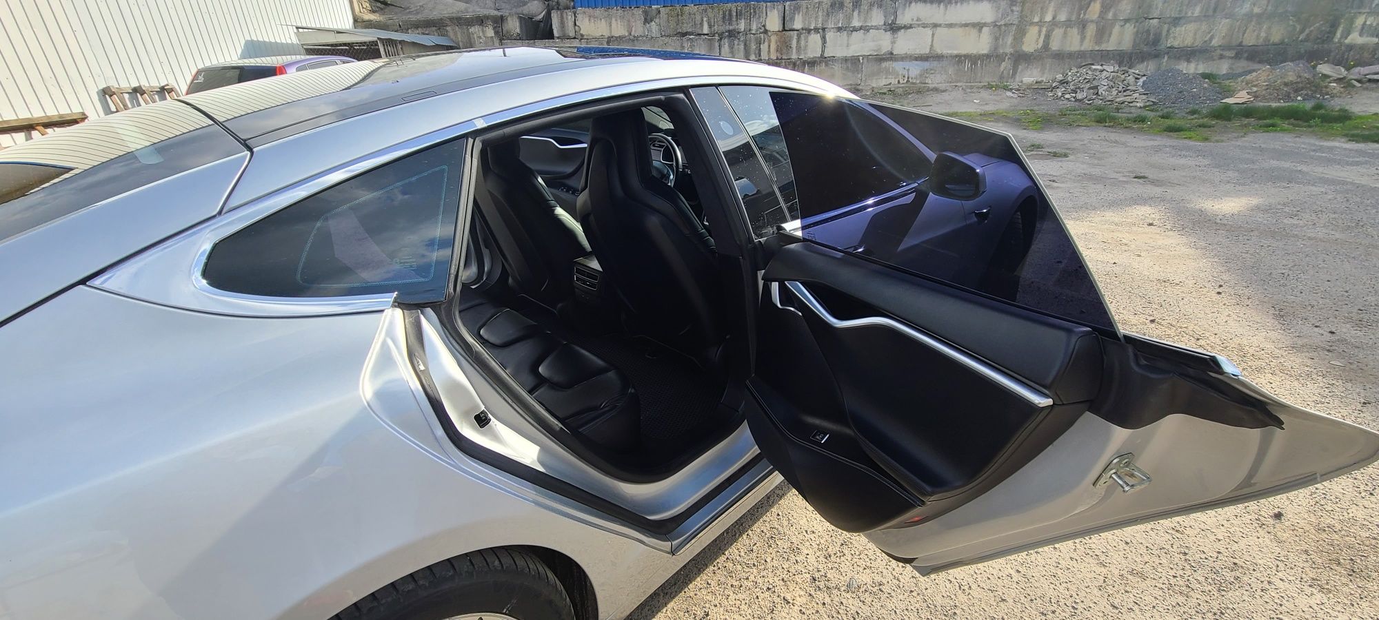 Тесла Модел S 75 2016 рестайлинг
