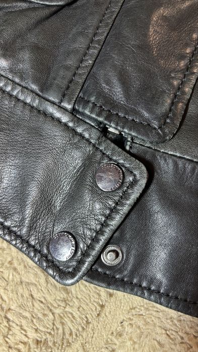 Кожаная куртка Esprit