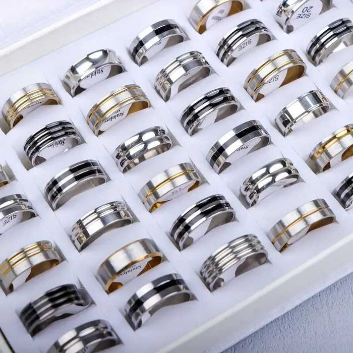 Anéis em aço inoxidável para pessoas com estilo. Tam. 16 ao 21. Novos.