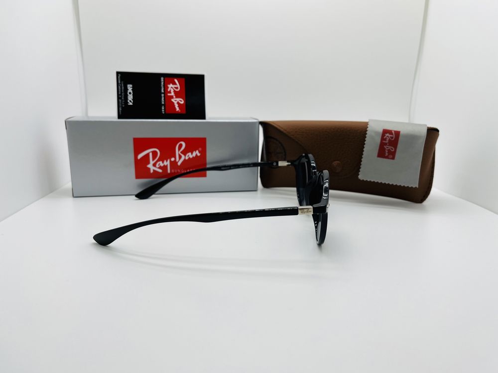 Сонцезахисні круглі окуляри Ray Ban Round 4237 Glossy Black