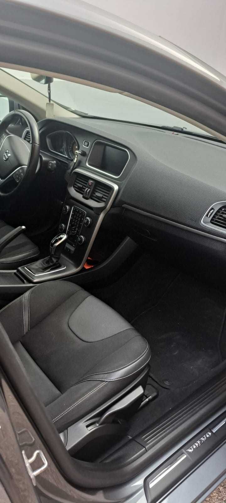 Volvo V40 1.5 T3 sport edition Geartronic