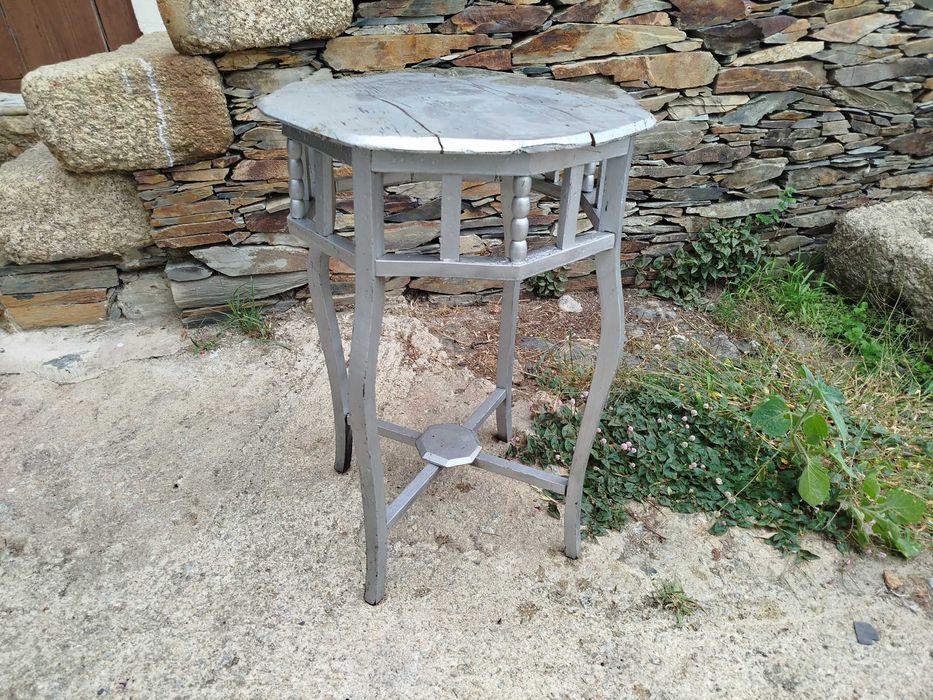 Mesa vintage  a preço low cost