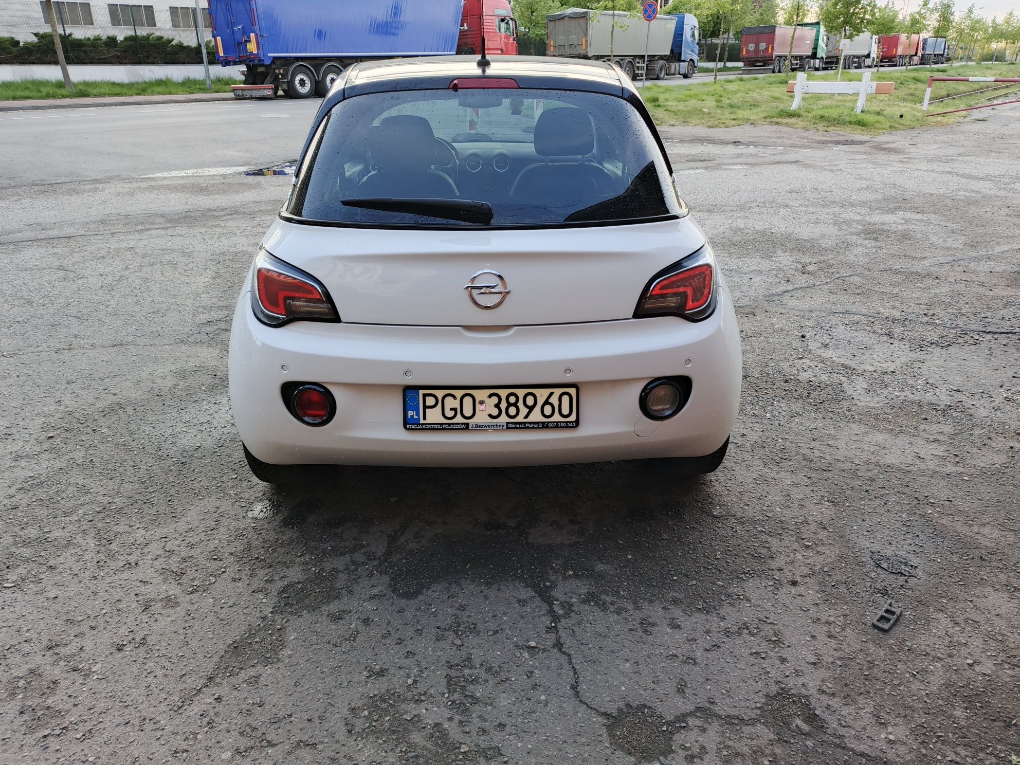 Opel Adam otwierany dach felgi 18