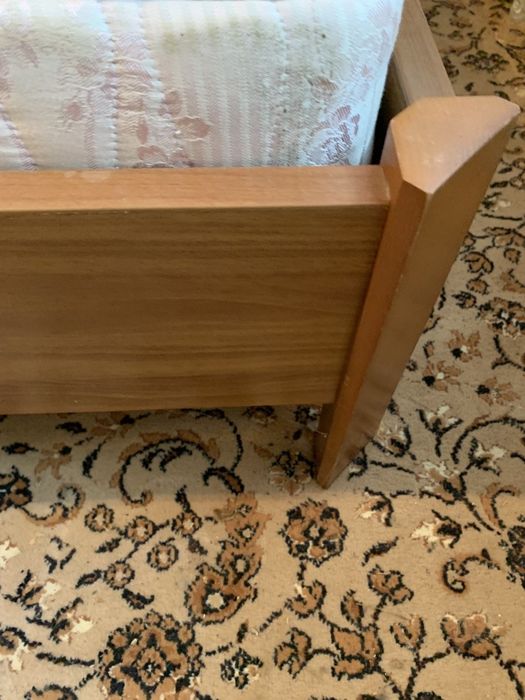 Продам кровать 1,80#2,00