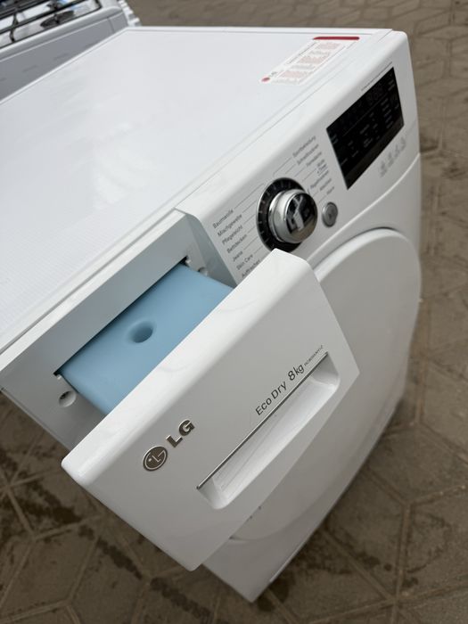 Сушильна машина LG RS8055AN1Z