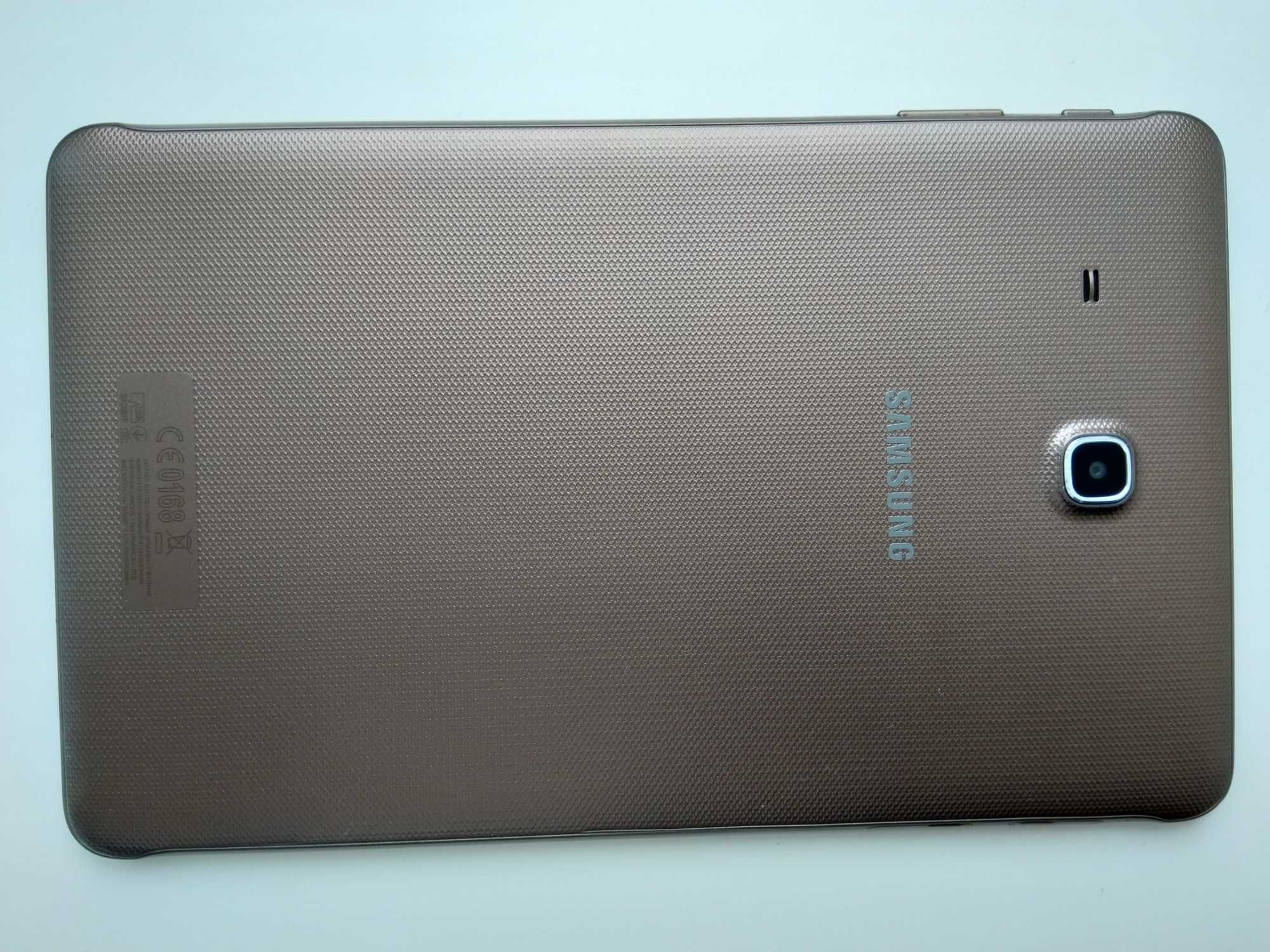 Планшет Samsung Galaxy Tab E 9,6" в ідеальному стані.