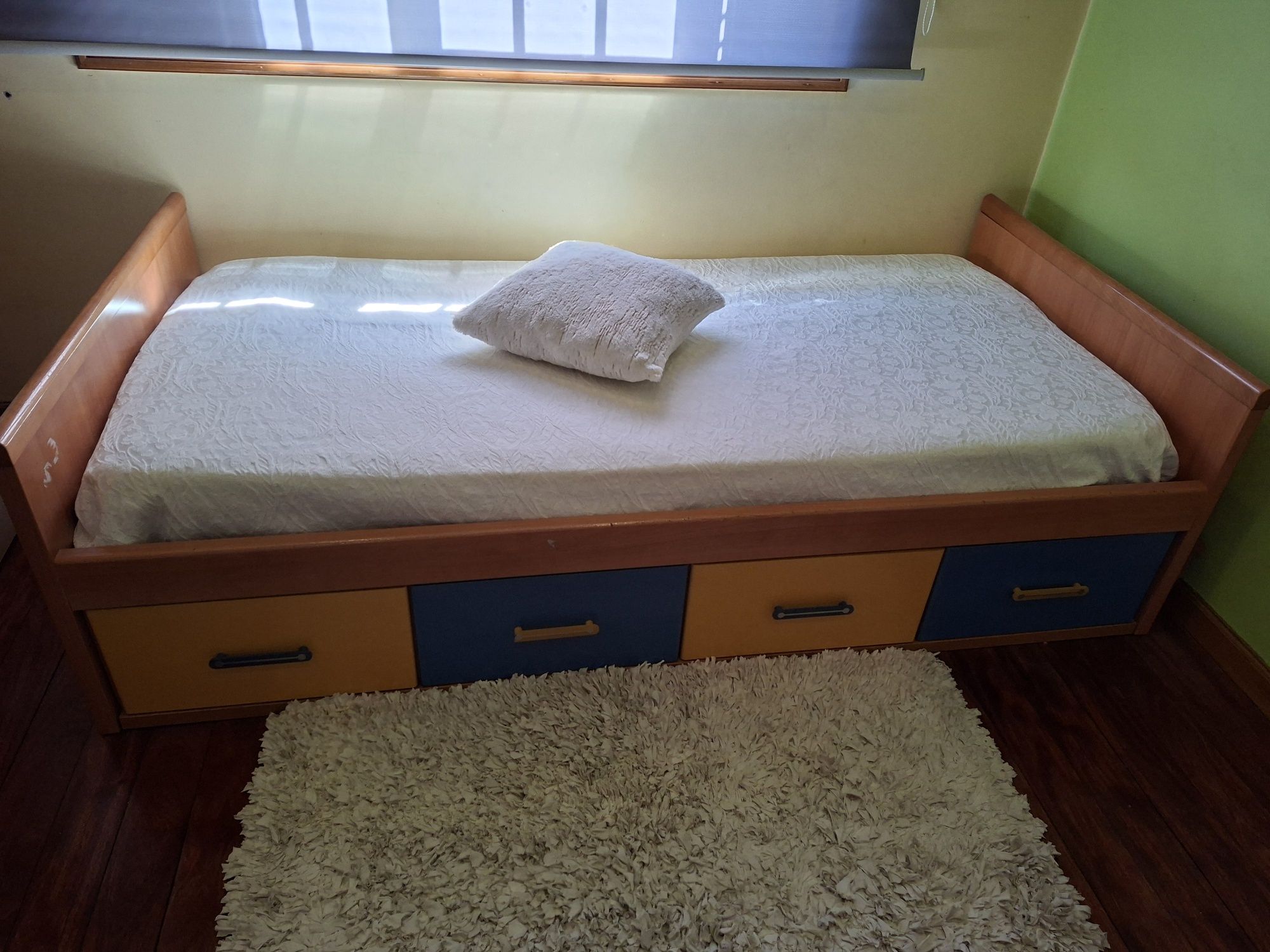 Cama de Solteiro com 4 gavetas