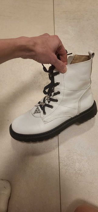 Шкіряні жіночі черевики