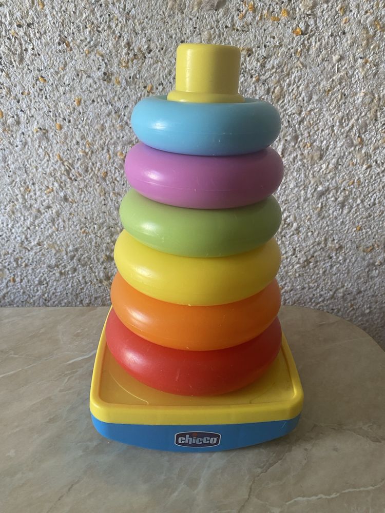 Пірамідка chicco
