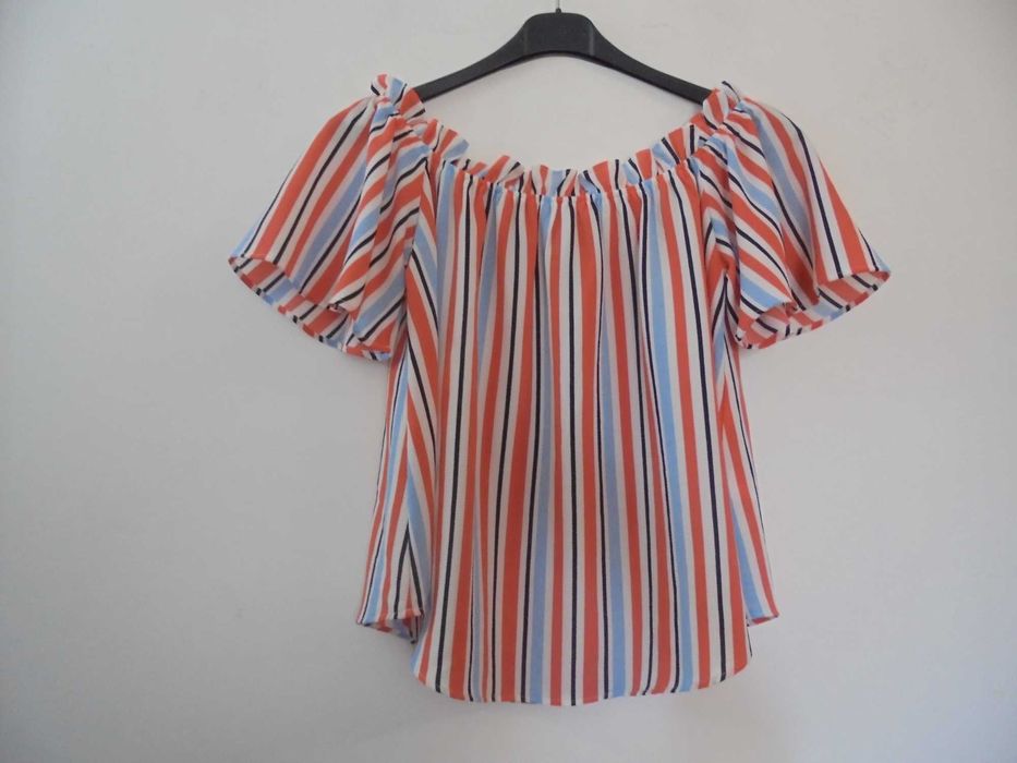 t-shirt de mulher muito bonita