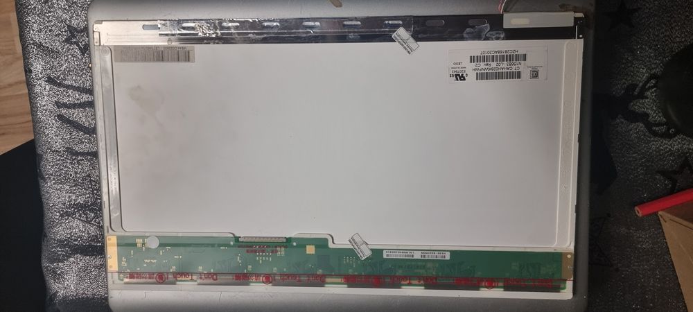 Matryca błyszcząca 15,6 " 1366 x 768 Chimei N156B3-L02 REV.C2
