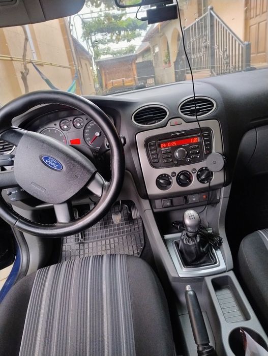 Продаю авто Форд Фокус.