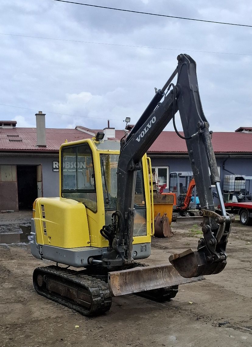 Minikoparka volvo ec25 2,6t 04r szybkozlacze  transport