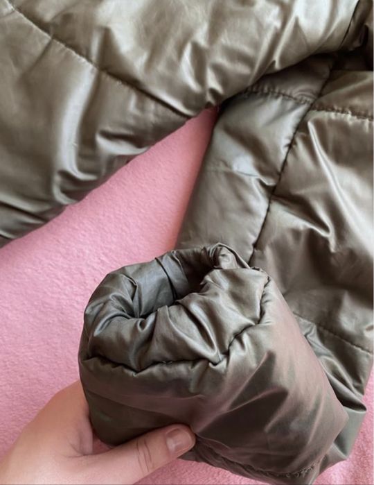 Жіноча куртка