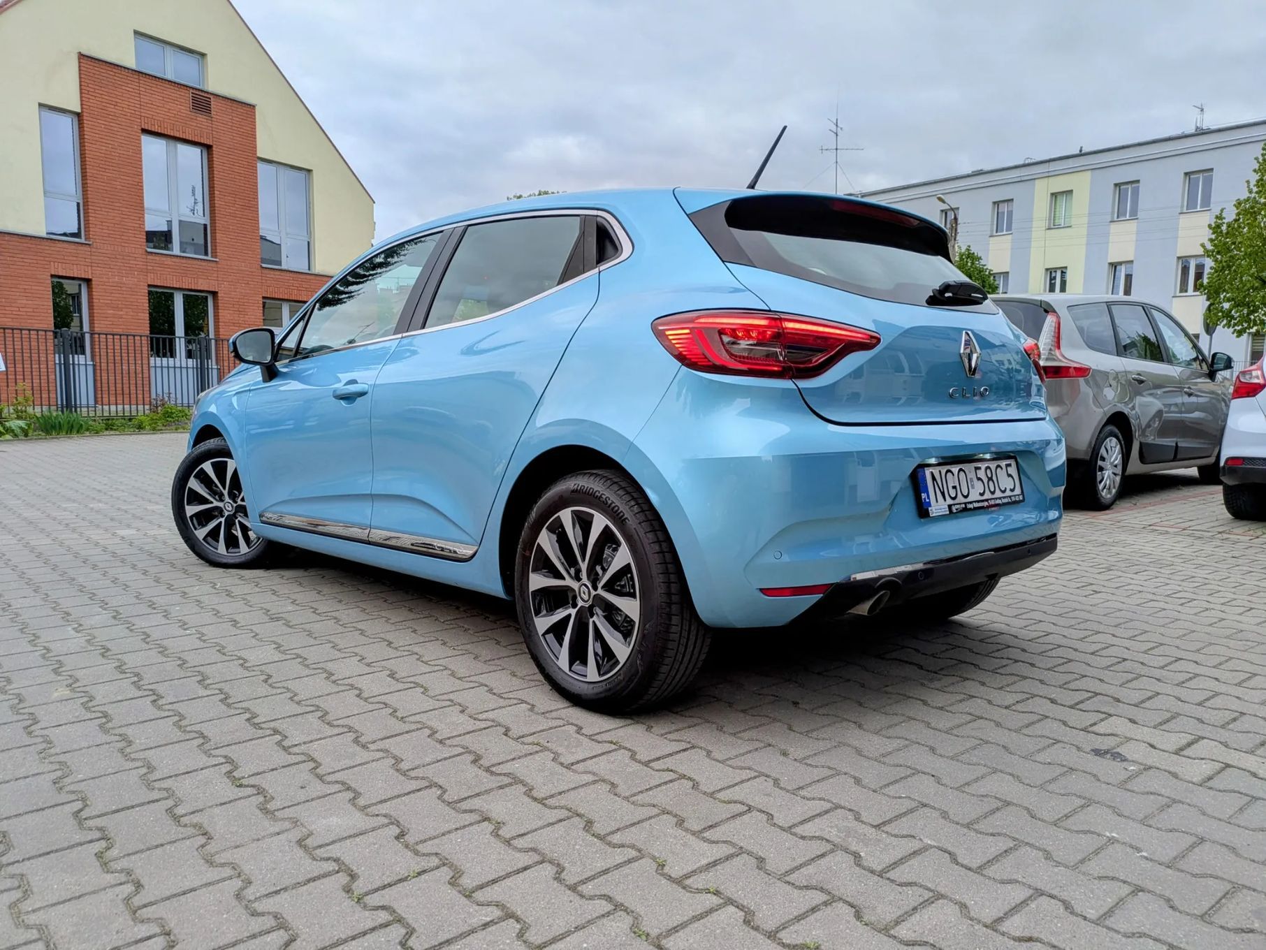 Renault Clio Renault Clio V Generacja 2021Rok niski przebieg 1,0 Benzyna