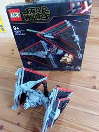 LEGO Myśliwiec 75272