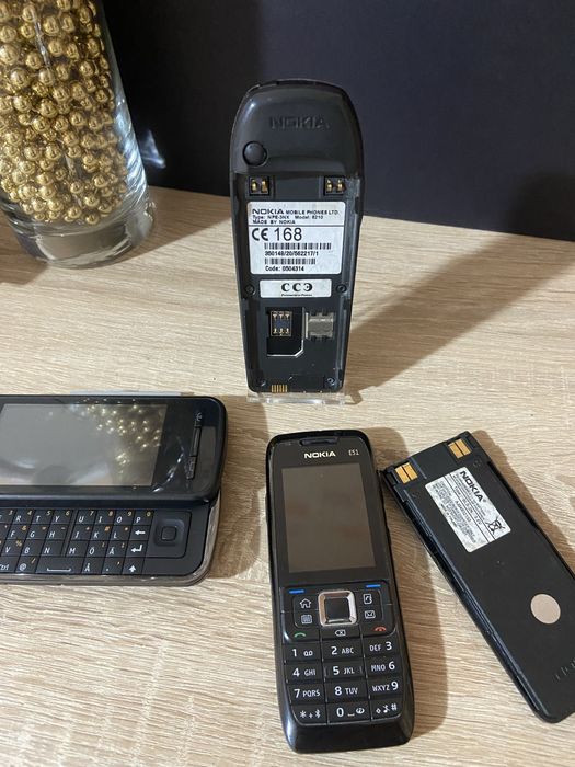 Мобильный телефон Nokia 6210