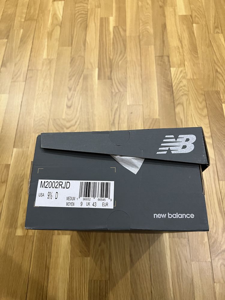 New balance 2002r нові 27,5см